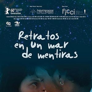 Bilder Retratos en un mar de mentiras