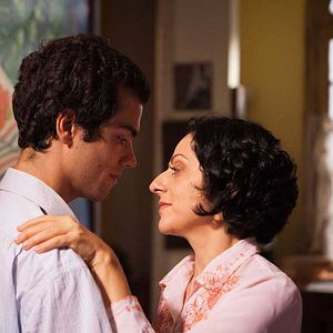 Bilder Educação Sentimental