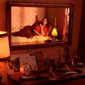 Bilder Hassina Burgan