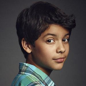 Bilder Xolo Maridueña