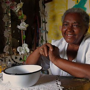 Bilder Dona Romana e o Grande Eixo da Terra