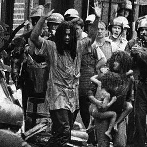 Bilder Let the Fire Burn