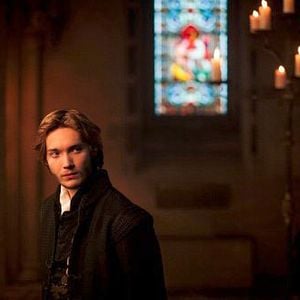 Bilder Toby Regbo