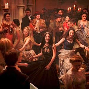 Bilder Adelaide Kane