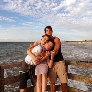 Bilder More Than Friendship