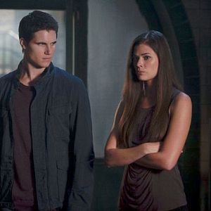 Bilder Robbie Amell