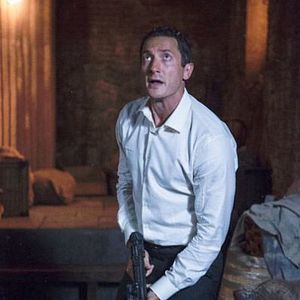 Bilder Sasha Roiz