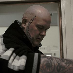 Bilder R - Gnadenlos hinter Gittern