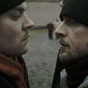 Bilder R - Gnadenlos hinter Gittern