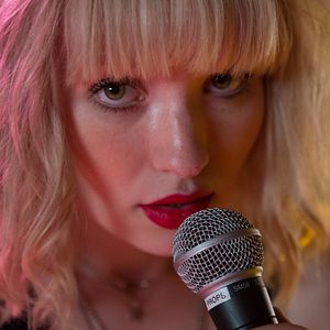 Bilder Emily Browning