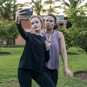 Bilder Inventing Anna