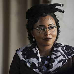 Bilder Adrienne Warren