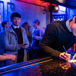 Bilder Versuchung - Wie weit gehst du?