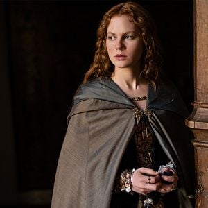 Bilder Becoming Elizabeth