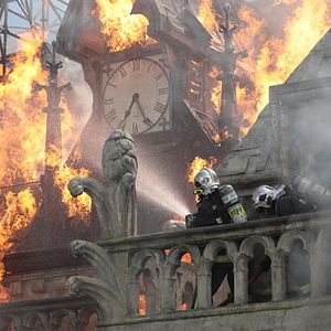 Bilder Notre-Dame in Flammen