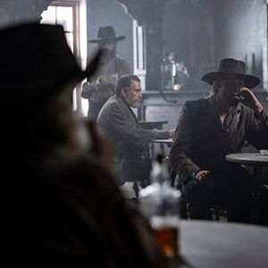 Bilder Douglas Booth