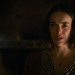 Bilder Elizabeth Henstridge