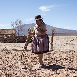 Bilder Utama. Ein Leben in Würde
