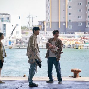 Bilder Broker - Familie gesucht