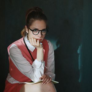 Bilder Der Vogel und die Löwin