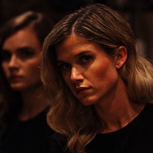 Bilder Last Girl Survives - Dein Tod ist nah