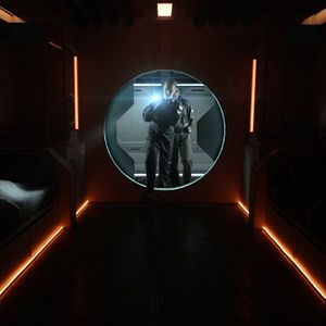 Bilder Solitary - Gefangen im All