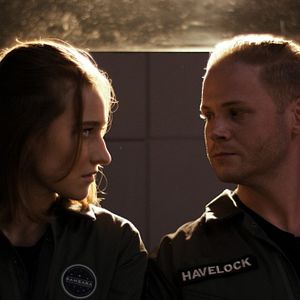 Bilder Solitary - Gefangen im All