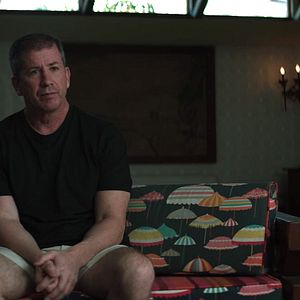 Bilder The Woman In The Wall