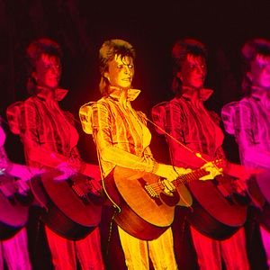 Bilder Moonage Daydream