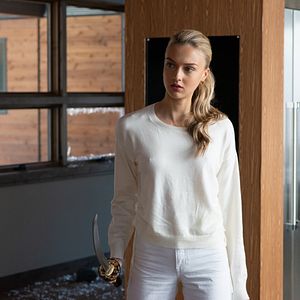 Bilder Shattered - Gefährliche Affäre