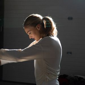 Bilder Shattered - Gefährliche Affäre