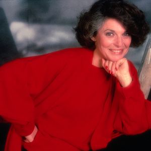 Bilder Die Göttliche