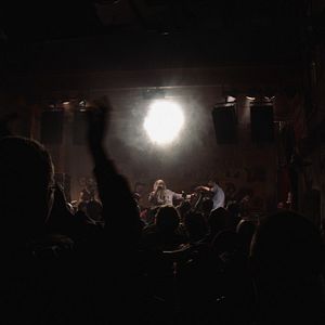 Bilder König hört auf