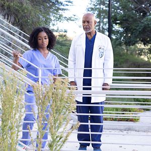 Bilder James Pickens Jr.