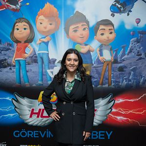 Bilder Aslan Hürküs: Görevimiz Gökbey