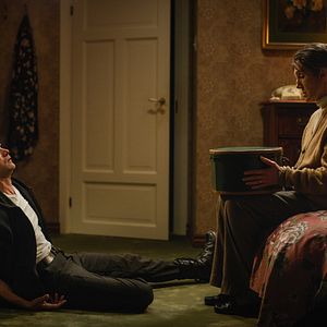 Bilder Burial - Die Leiche des Führers