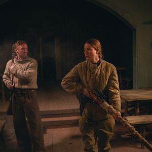 Bilder Burial - Die Leiche des Führers