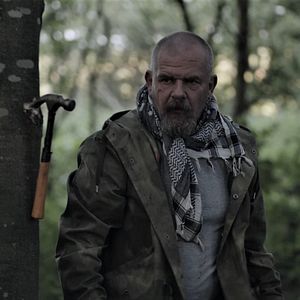 Bilder Among The Living