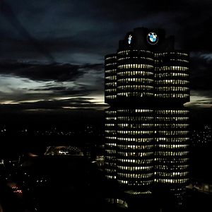 Bilder Er flog voraus - Karl Schwanzer I Architektenpoem