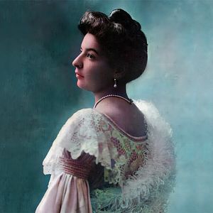 Bilder Dora - Flucht in die Musik