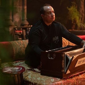 Bilder What’s Love Got To Do With It?