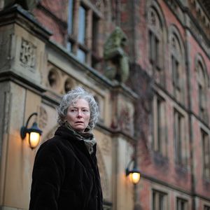 Bilder The Eternal Daughter