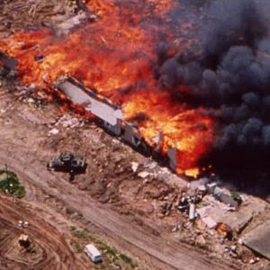 Bilder Waco: Amerikanische Apokalypse