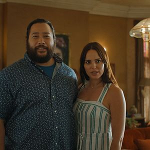 Bilder Cooper Andrews