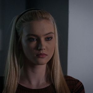 Bilder Chloe Rose Robertson