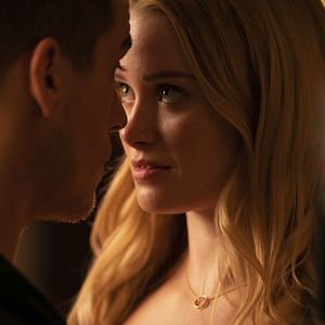 Bilder Virginia Gardner