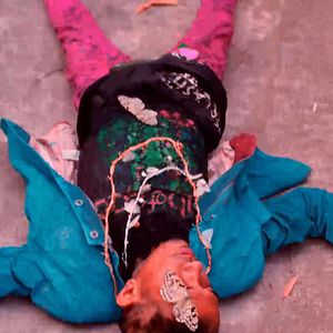 Bilder Love Is A Dog From Hell