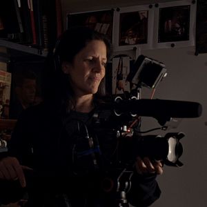 Bilder All The Beauty And The Bloodshed