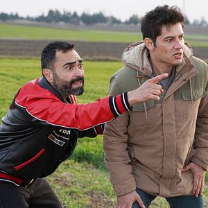 Bilder Üçlü Pürüz