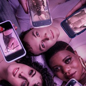 Bilder WatchMe – Sex Sells